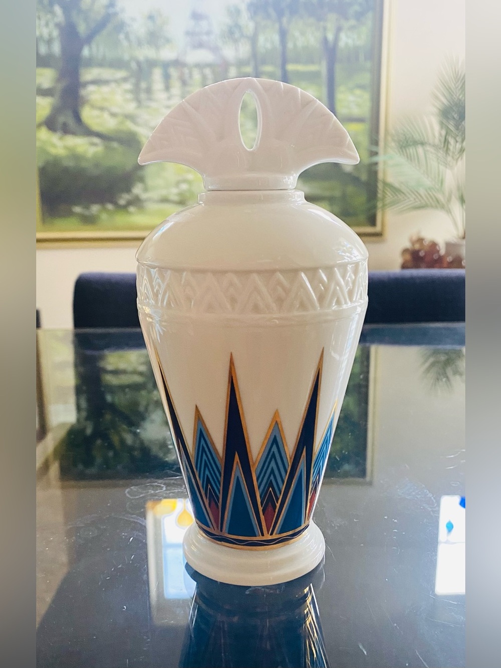 Vtg 1982 Elizabeth Arden Treasures of the Pharaohs Porcelain Vanity Jar Japan